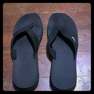 Nike flip flops